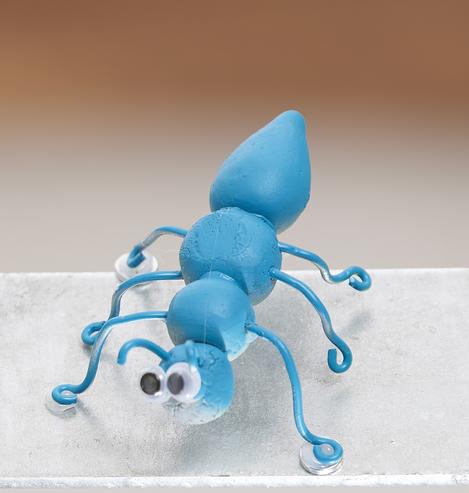 ameise blau