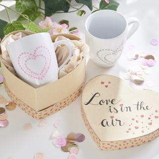 becher valentinstag