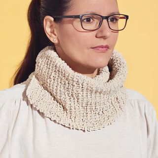 Strickidee Schlauchschal mit Beilaufgarn