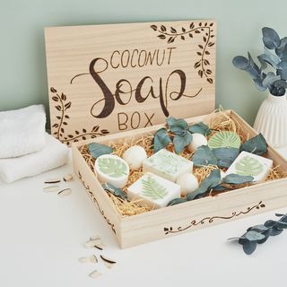Geschenkidee Seifen-Holzkiste