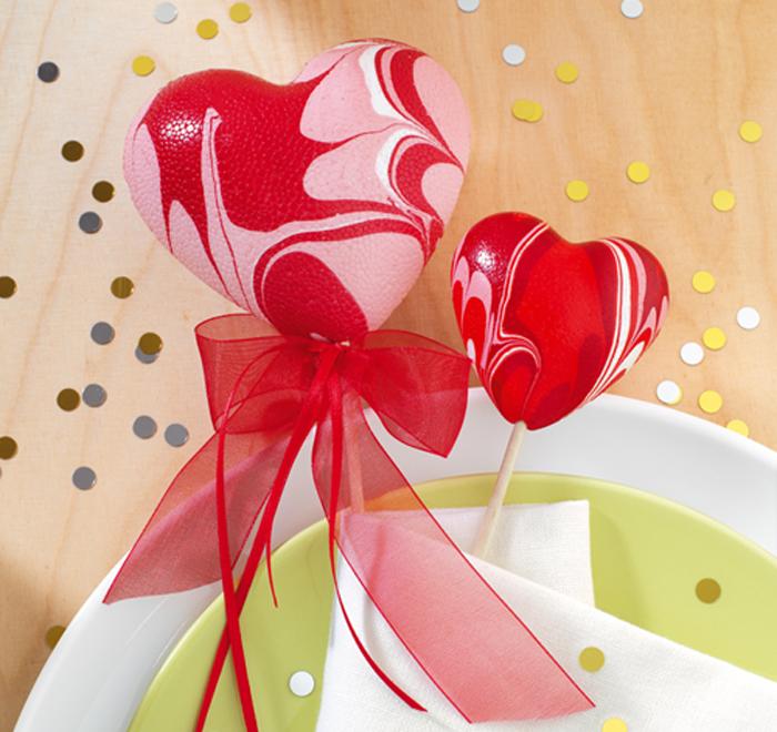 Marbling made easy with<protected> <protected>Marabu</protected>