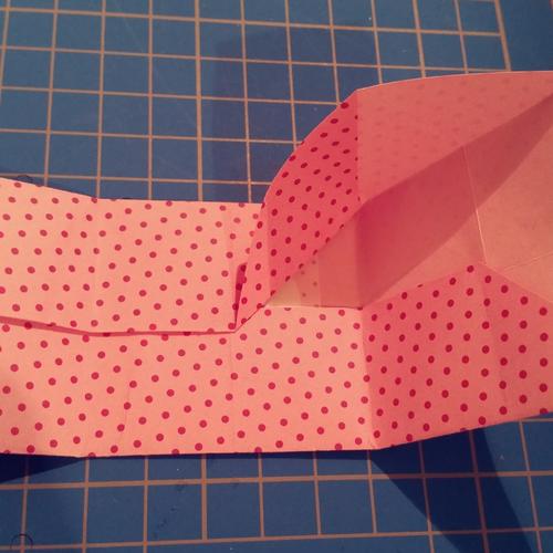 Anleitung Origami falten Herz mit Schachtel
