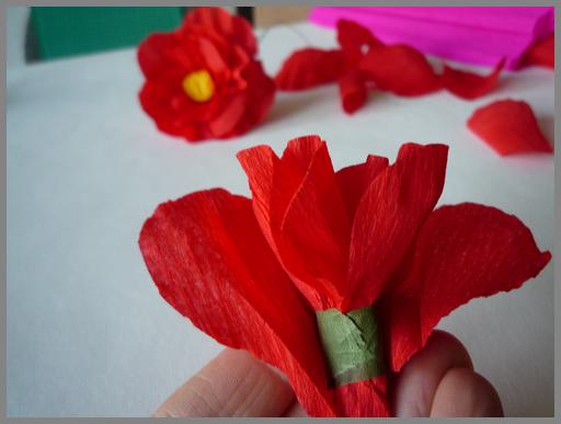 Papierblumen basteln
