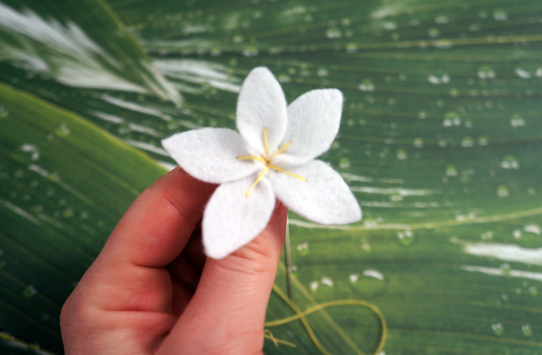 Bl&uuml;te aus felt selber n&auml;hen