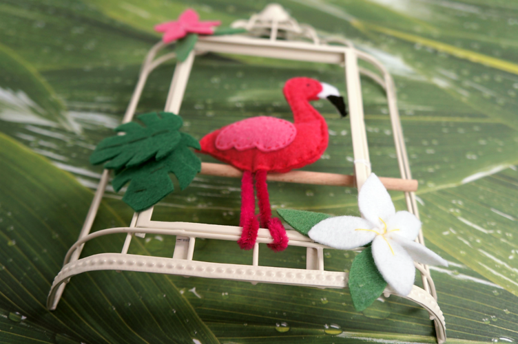 flamingo Make your own decoration with a bird cage