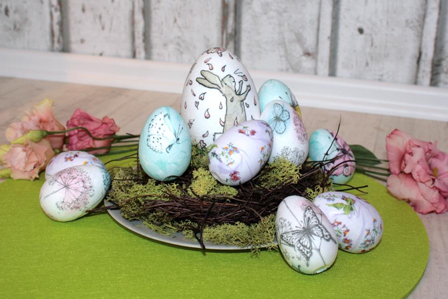 Easily create your own Easter nest with polystyrene eggs and<protected> napkin technique