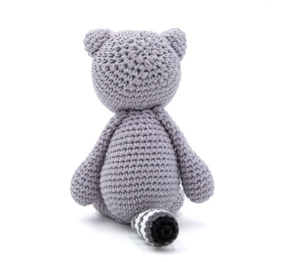 Gr&uuml;ndl Crochet set "Racoon Wilma"