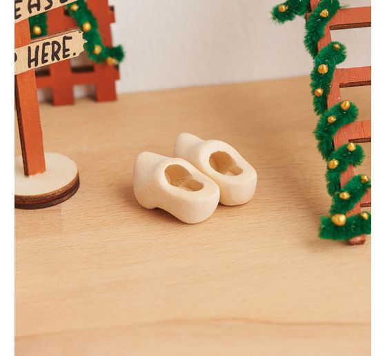 Secret Santa set "Hat, scarf & shoes"