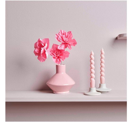 Cr&ecirc;pe paper flowers